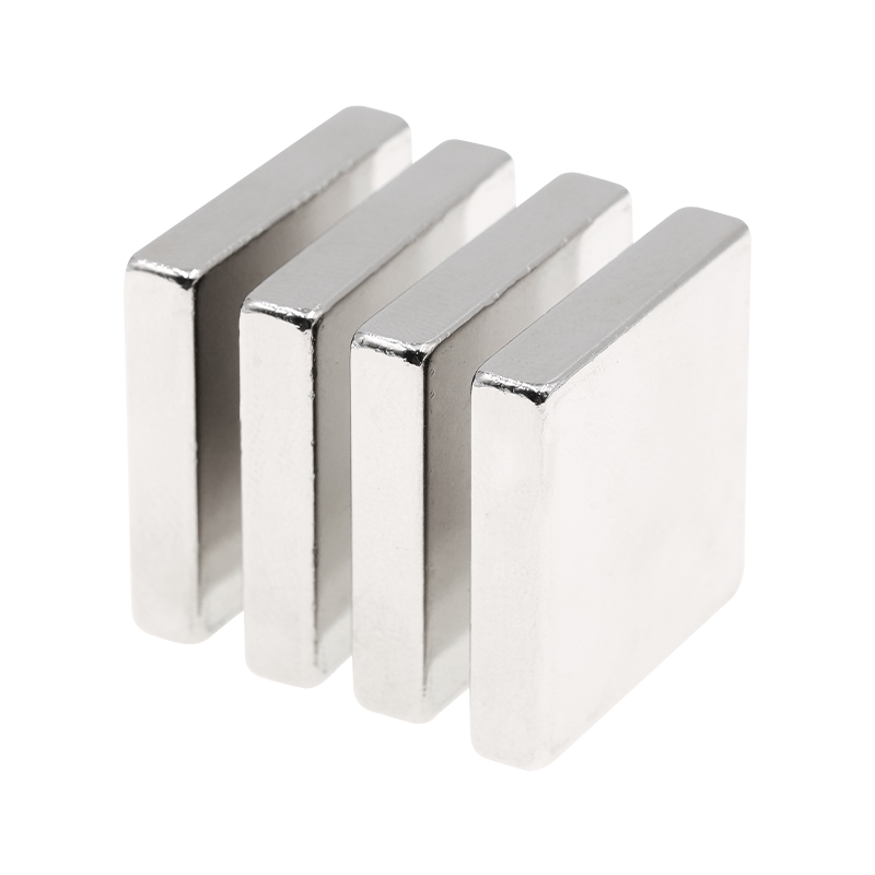 Blokirani trajni magnet 4