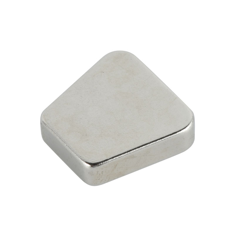 Magnet za magnetski separator